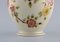 Vaso in porcellana color crema con fiori dipinti a mano di Zsolnay, Immagine 6