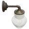 Vintage Wandlampe aus Milchglas, Messing & Gusseisen 5