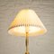 Lámpara de mesa 306 danesa de latón de Kaare Klint para Le Klint, años 60, Imagen 8