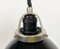 Lámpara colgante industrial pequeña esmaltada en negro, años 50, Imagen 3