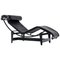 Chaise longue LC4 en negro de Le Corbusier para Cassina, Imagen 4