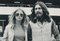 Fotografia in bianco e nero di Henry Grossman, George Harrison and Partner, anni '70, Immagine 1