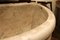 Handgeschnitzter italienischer Brunnen oder Becken aus weißem Carrara-Marmor, 17. Jh. 12