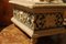 Italienische Holzkiste im Renaissance-Stil, 19. Jh. mit lackiertem Gesso-Deckel 12