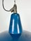 Lámpara de fábrica industrial esmaltada en azul con superficie de hierro fundido, años 60, Imagen 3