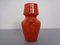 Italienische orangefarbene italienische Studio Vase aus Keramik mit Griff, 1970er 5