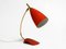 Rote Mid-Century Tischlampe mit Hals aus Messing von Cosack 3