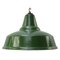 Lámpara colgante industrial británica vintage esmaltada en verde, Imagen 1