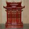 Mueble chino con tablero de pagoda rojo, años 30, Imagen 2