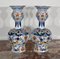 Polychrome Steingut Vasen von Royal Delft, 2er Set 1