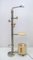 Lámpara de pie escultural italiana con colgador de acero y paragüero, años 60, Imagen 1