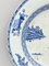 Plato chino de porcelana azul y blanca con motivo de pagoda, siglo XVIII, Imagen 4