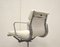 Sedia da ufficio EA217 bianca di Charles & Ray Eames per Vitra, inizio XXI secolo, Immagine 6