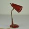 Lámpara de escritorio Mid-Century moderna en rojo, años 50, Imagen 5