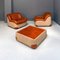 Moderne italienische Sessel aus cognacfarbenem Leder & sandfarbenem Stoff, 1970er, 2er Set 2