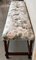 Große französische provinzielle Louis XV Sitzbank aus geschnitztem Nussholz mit gepolstertem Sitz, 1920 7