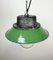 Lámpara colgante industrial de hierro fundido y esmalte verde, años 60, Imagen 8