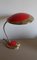 Lámpara de escritorio Mid-Century roja, años 60, Imagen 1