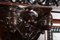 Barocker Amsterdamer Schapp Schrank, 5 ebonisierte Säulen, Kissenfüllungen, geschnitzte Kapitel - Türen - Gesims, Geheimfach, auf hohen Füßen, 1880 21