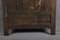 Antiker französischer barocker Schrank um 1760 Kirschbaum Große Eisenbeschläge, Kirchenbaum, Schnitzereien, Einfügungen und Bandaufführungen 48