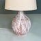 Lampada moderna in ceramica rosa e bianca con paralume in tessuto beige, Italia, Immagine 6