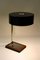 Lámpara de mesa Mid-Century cromada con pantalla de metal negro, años 50, Imagen 18