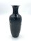 Vase Empereur Qing Période Kangxi avec 2 Figurines, Chine, 1800s 2