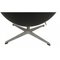 Egg chair in pelle nera di Arne Jacobsen per Fritz Hansen, inizio XXI secolo, Immagine 10