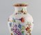 Handbemalte Porzellan Herend Vase mit Blumen und Zweigen 3