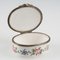 18th Century Snuff Box in Porcelain 11