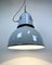 Lámpara italiana industrial grande esmaltada en gris de Cariboni, años 70, Imagen 14