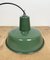 Lámpara colgante industrial pequeña esmaltada en verde, años 60, Imagen 10
