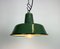 Lámpara colgante industrial pequeña esmaltada en verde, años 60, Imagen 14