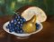 Natura morta con pera e uva, anni '20, olio su tela, con cornice, Immagine 1