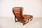 Fauteuil Vintage en Cuir avec Hocker, 1970s, Set de 2 2