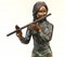 Statua di una suonatrice di flauto in bronzo, Immagine 3