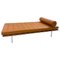 Sofá cama Barcelona de cuero coñac de Ludwig Mies van der Rohe para Knoll, años 60, Imagen 1