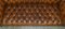 Sofá Chesterfield inglés vintage de cuero marrón claro teñido a mano, años 50, Imagen 13
