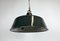Lámpara colgante industrial de esmalte negro, años 50, Imagen 1