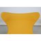 Sedia girevole Egg in tessuto giallo di Arne Jacobsen per Fritz Hansen, 2012, Immagine 6