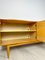 Helles Mid-Century Sideboard aus Nussholz, 1960er 11