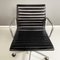 Chaises de Bureau Groupe Moderne en Aluminium Ea-117 attribuées à Charles Ray Eames Icf, Italie, 1970s, Set de 3 6
