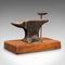 Small Edwardian English Jewellers Anvil in Cast Iron and Oak, 1910s, Set of 3, Image 2