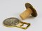 Apribottiglie e tappo a moneta in ottone attribuiti a Carl Auböck, Austria, anni '50, set di 2, Immagine 7