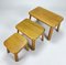 Tavolini ad incastro modernisti in quercia, anni '60, set di 3, Immagine 3