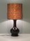 Lámpara de mesa oriental italiana vintage de cerámica marrón oscuro con pantalla a medida, 1970, Imagen 3