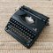 Máquina de escribir Plana de Olympia, años 60, Imagen 7
