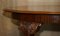 Mesa de comedor inglesa en nogal tallado a mano con patas y garra, años 20, Imagen 5