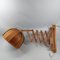 Skandinavische Vintage Wandlampe aus Holz, 1960er 8