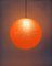Lámpara colgante esférica de resina naranja, Italia, años 60, Imagen 7